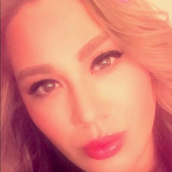 Meet your Posher, Crystal - Picture 1 of 1